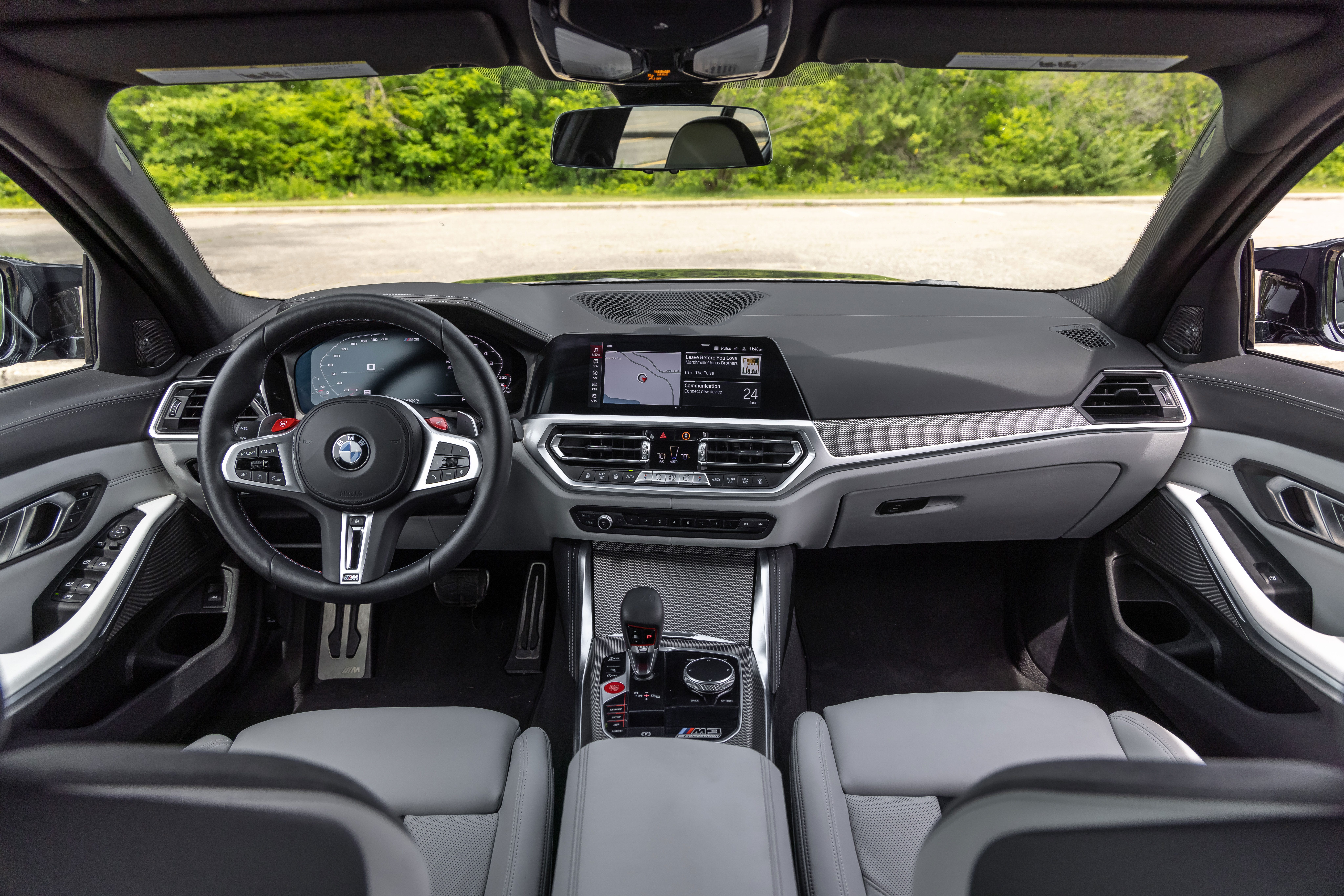 BMW M3 Kokpit Genel Görünüm